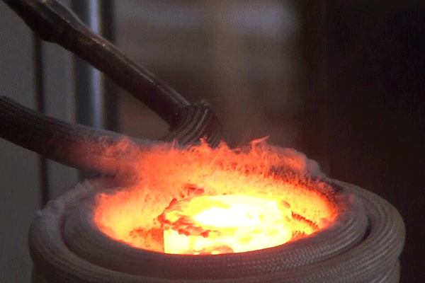 1540447861900646.png 精密五金件釬焊機-3.png