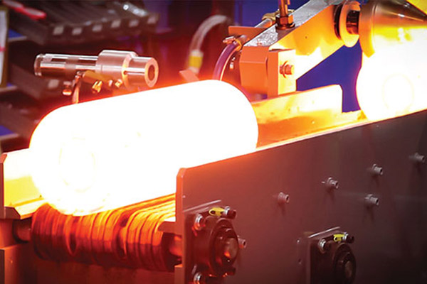 中頻鍛造爐現場 中頻鍛造爐現場