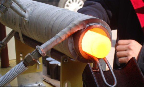 1629280028912210.jpg 020--金屬圓棒料鍛造前加熱.jpg